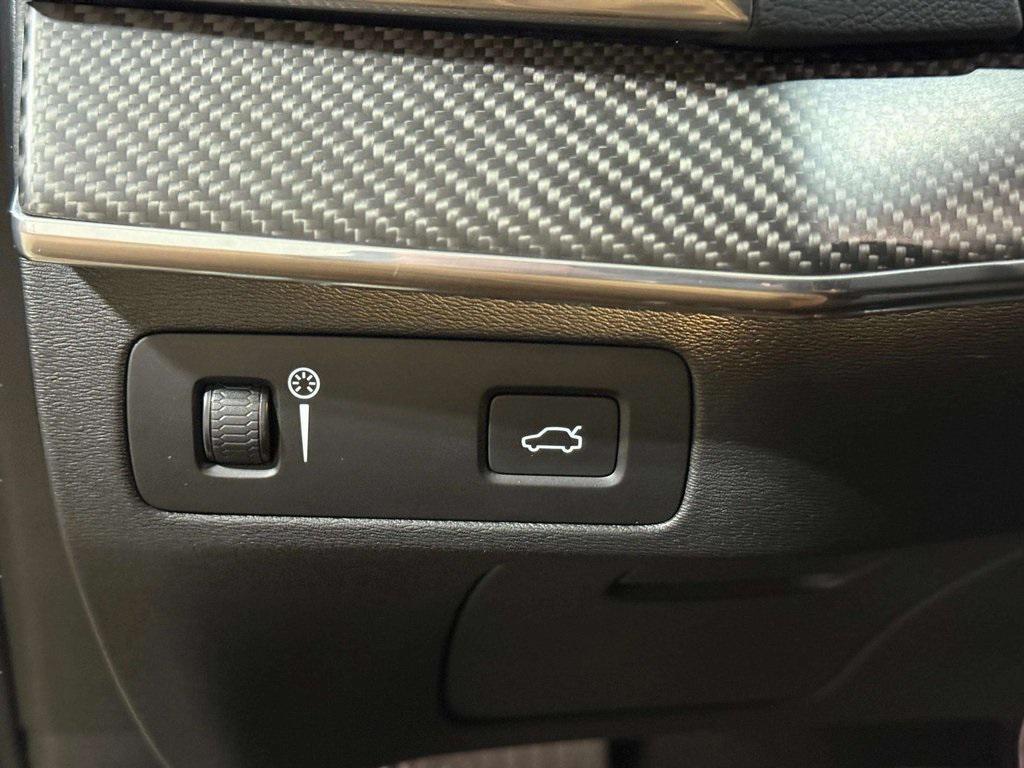used 2019 Volvo XC90 car, priced at $28,739