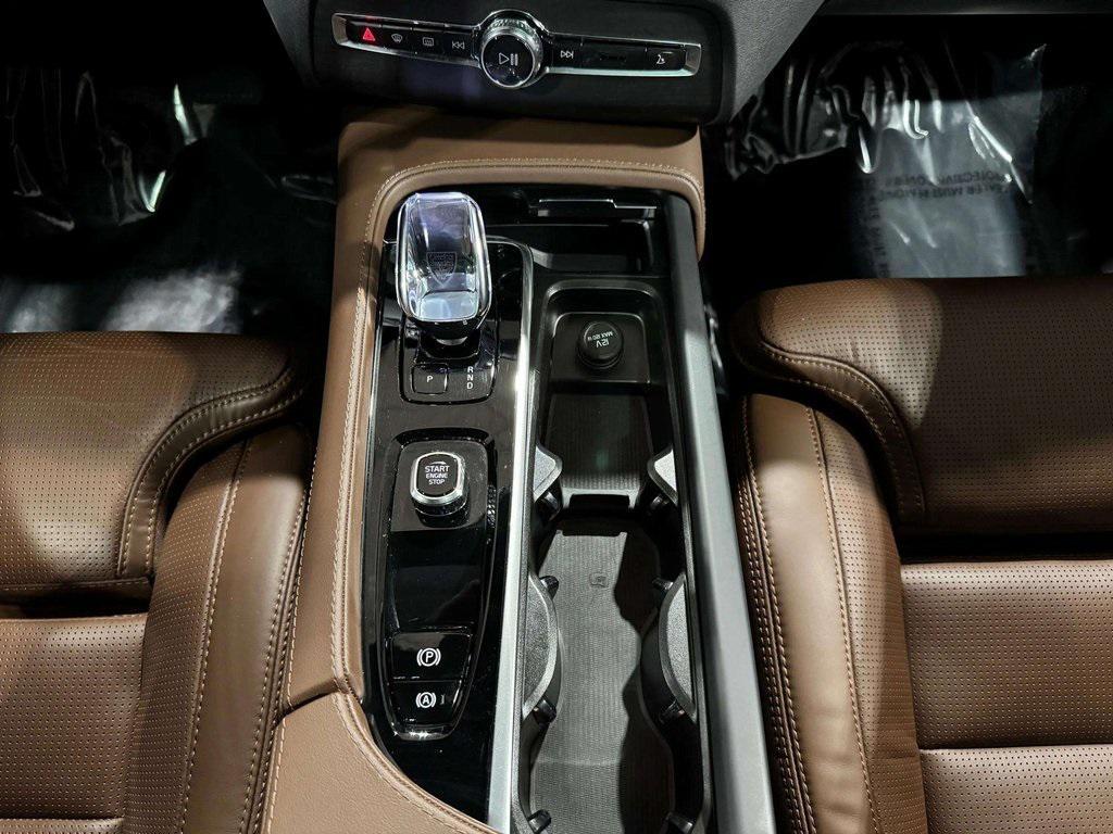 used 2024 Volvo XC90 Recharge Plug-In Hybrid car, priced at $62,499