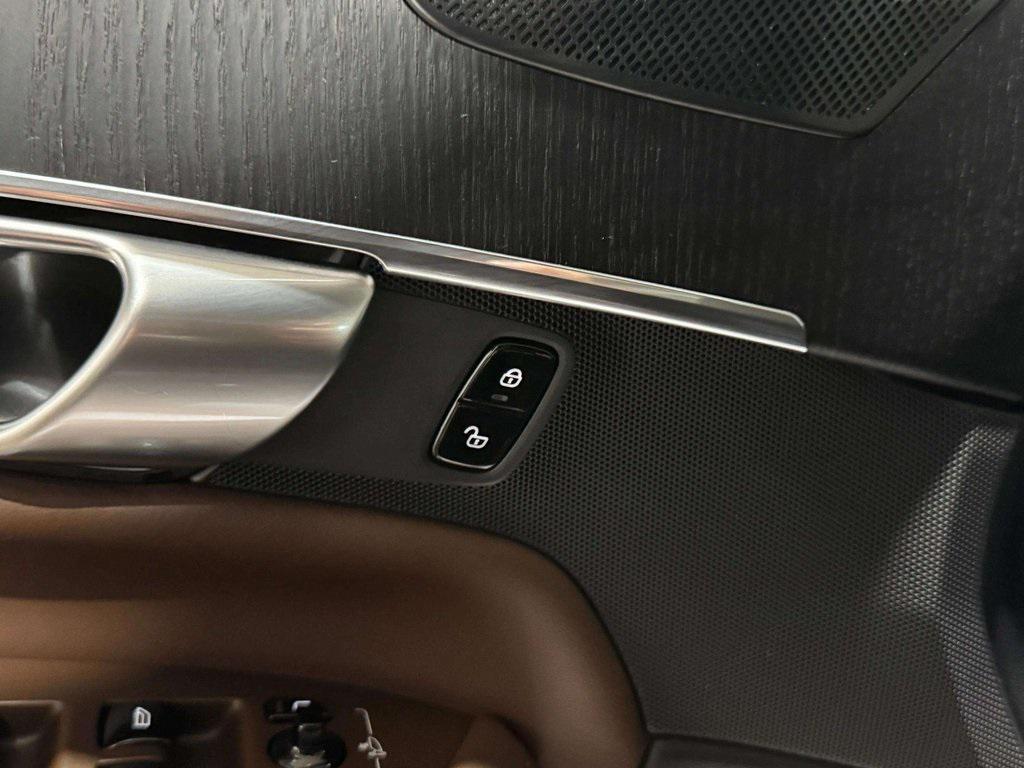 used 2024 Volvo XC90 Recharge Plug-In Hybrid car, priced at $62,499