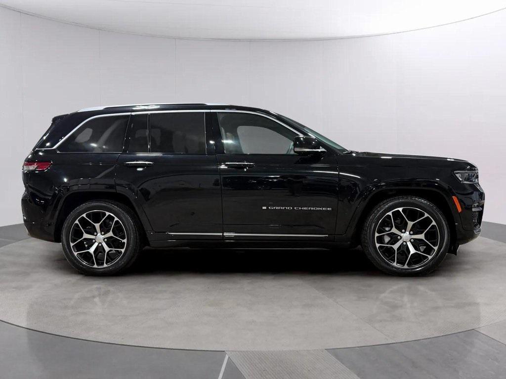 used 2023 Jeep Grand Cherokee car, priced at $46,999