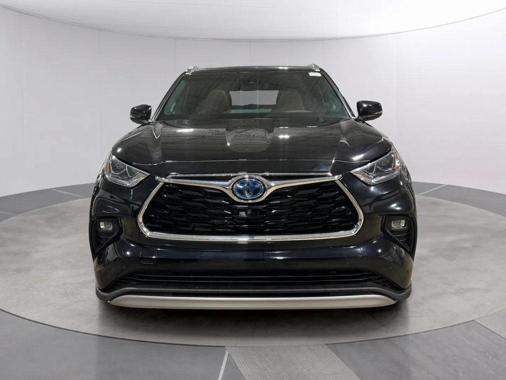 used 2021 Toyota Highlander Hybrid car, priced at $45,859