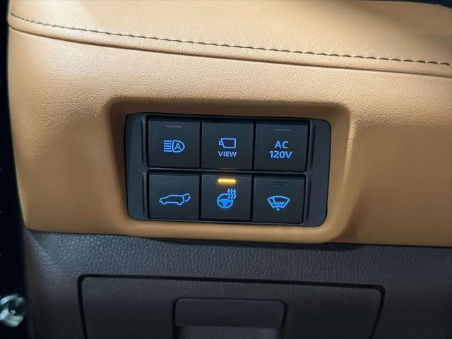 used 2021 Toyota Highlander Hybrid car, priced at $47,499