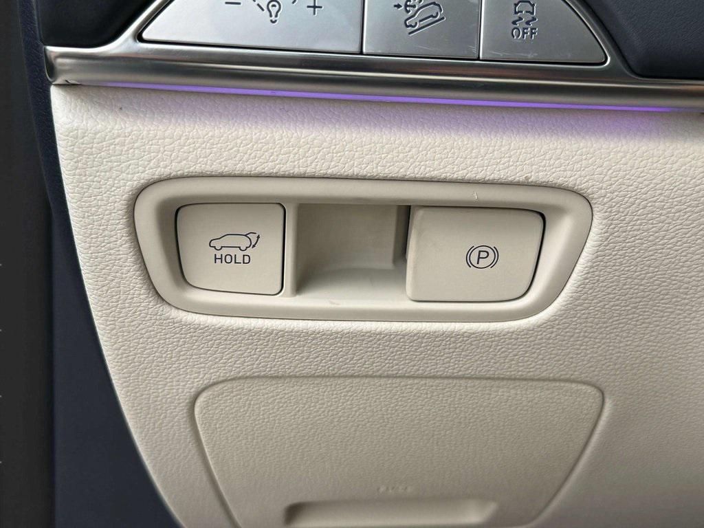 used 2025 Genesis GV80 car, priced at $75,889