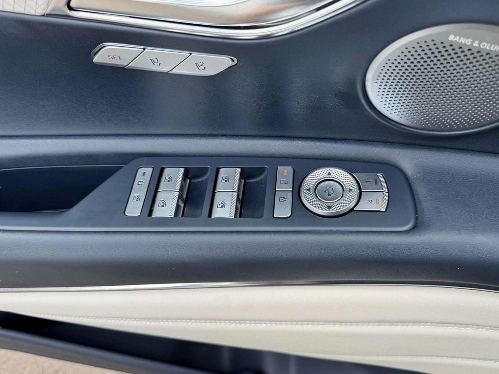 used 2025 Genesis GV80 car, priced at $75,889