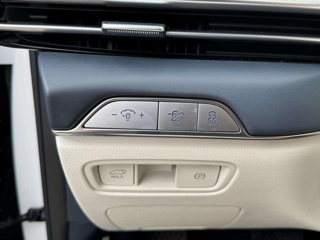 used 2025 Genesis GV80 car, priced at $75,889