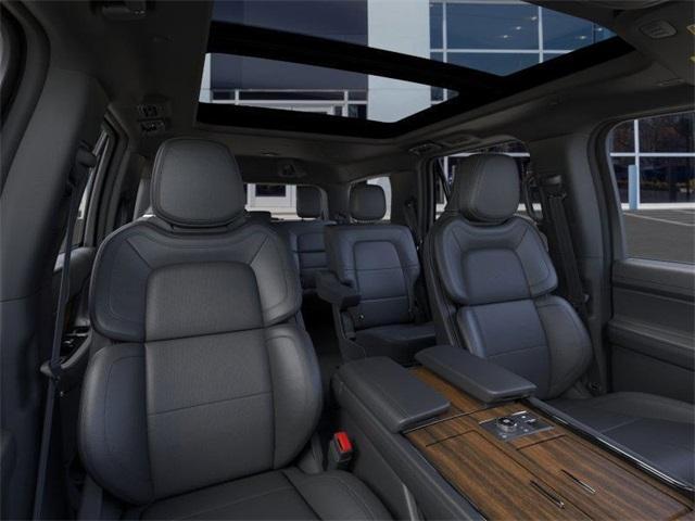 new 2024 Lincoln Navigator car, priced at $94,212