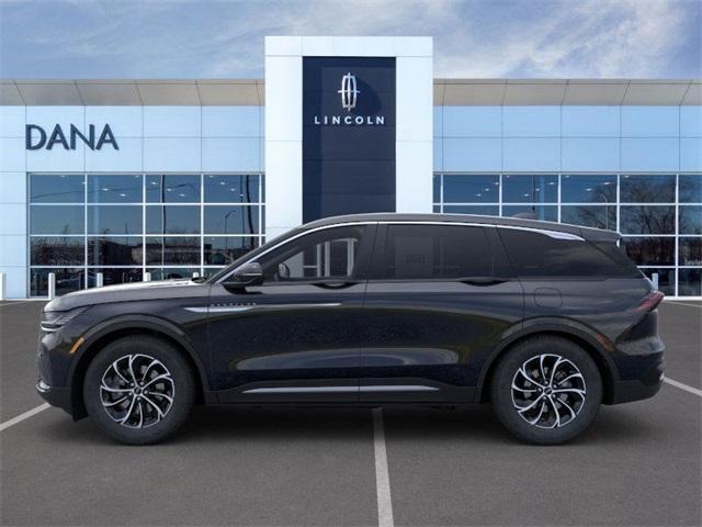 new 2025 Lincoln Nautilus car