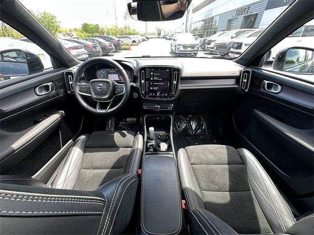 used 2022 Volvo XC40 car, priced at $35,300
