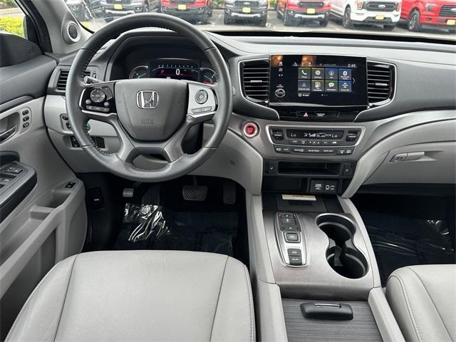 used 2022 Honda Pilot car, priced at $33,800