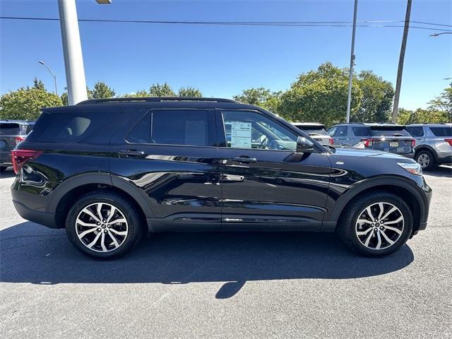 used 2022 Ford Explorer car, priced at $36,800