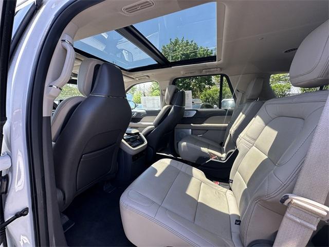 used 2022 Lincoln Navigator car, priced at $68,600