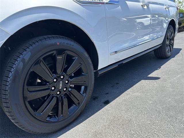 used 2022 Lincoln Navigator car, priced at $68,600