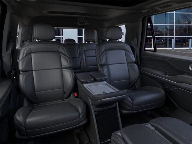 new 2025 Lincoln Navigator car, priced at $108,555