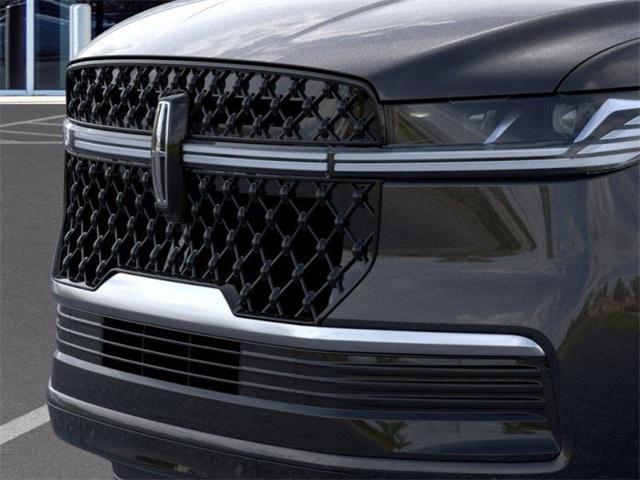 new 2025 Lincoln Navigator car, priced at $108,555