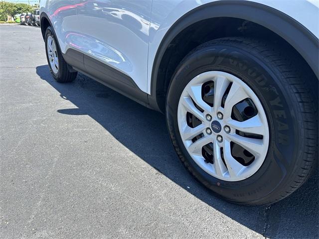 used 2022 Ford Escape car, priced at $18,892