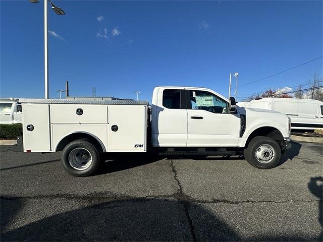 new 2024 Ford F-350 car, priced at $72,465