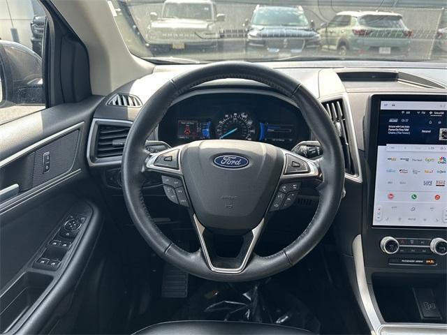 used 2024 Ford Edge car, priced at $25,600