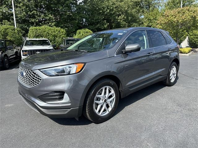 used 2024 Ford Edge car, priced at $25,600