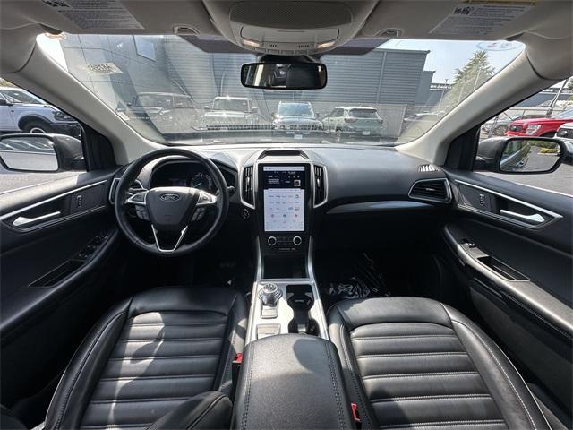 used 2024 Ford Edge car, priced at $25,600
