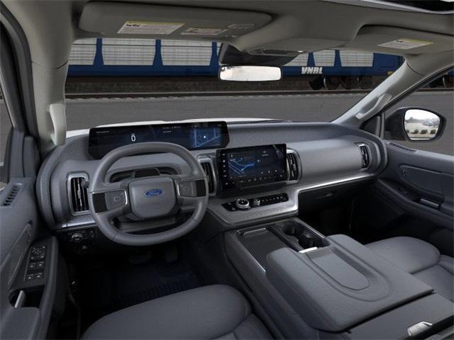 new 2025 Ford Expedition car, priced at $73,872