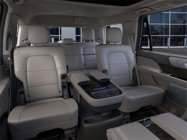 new 2024 Lincoln Navigator car, priced at $98,371