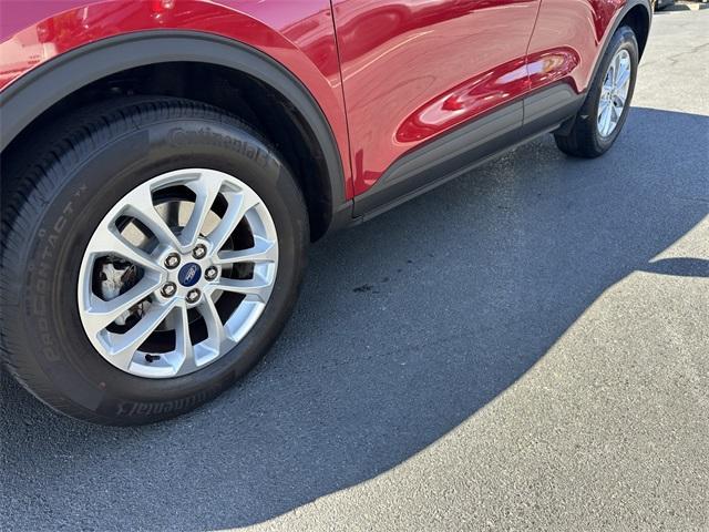 used 2022 Ford Escape car, priced at $22,399