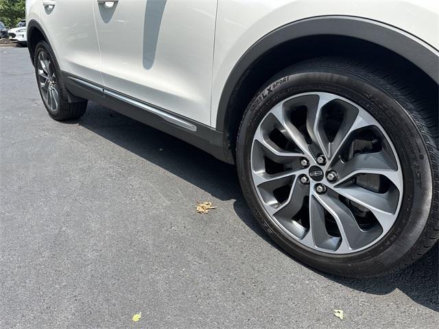 used 2022 Lincoln Nautilus car, priced at $38,600
