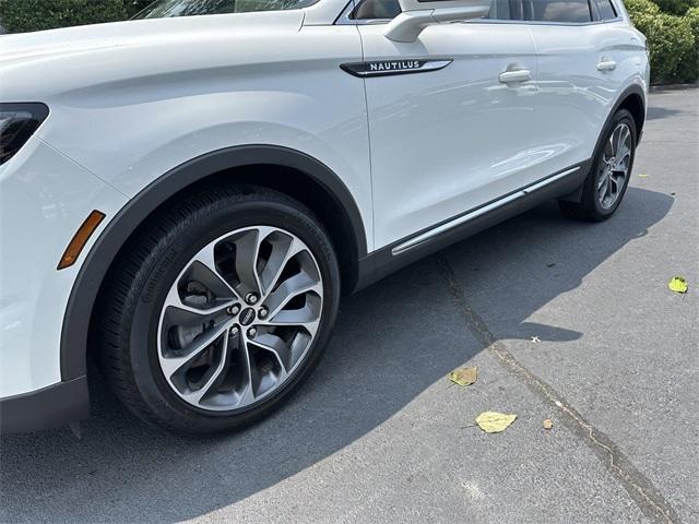 used 2022 Lincoln Nautilus car, priced at $38,600