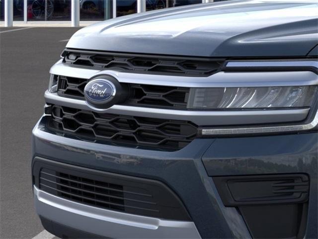 new 2024 Ford Expedition car, priced at $63,276