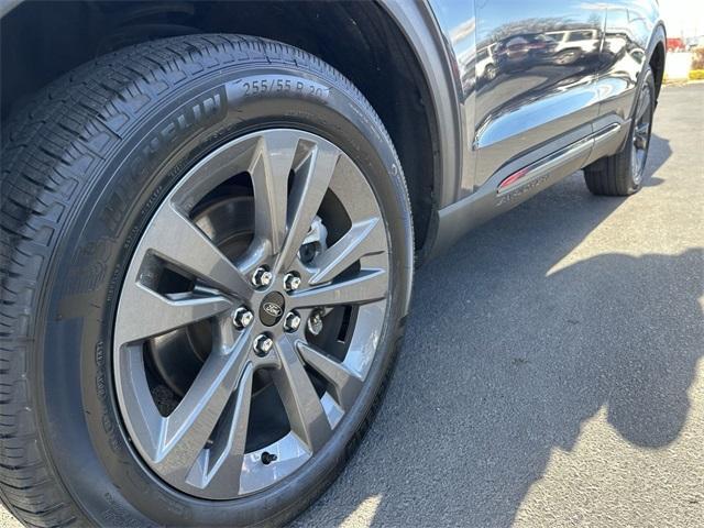 used 2021 Ford Explorer car, priced at $31,900