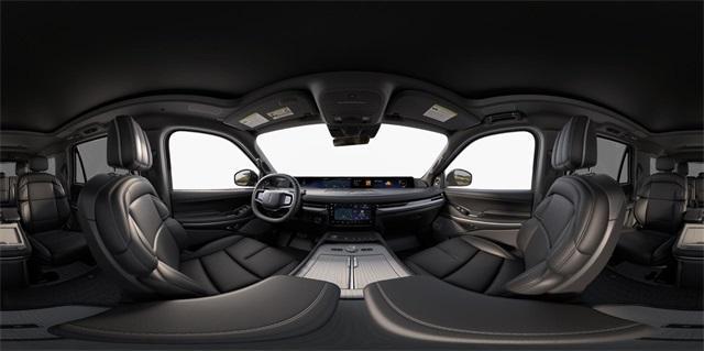 new 2025 Lincoln Navigator car, priced at $109,305