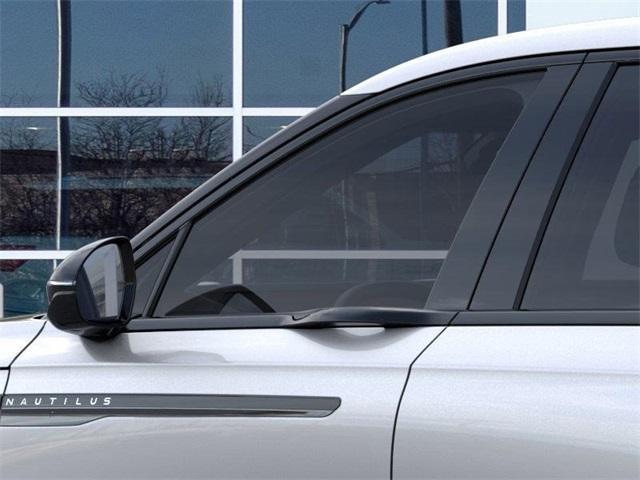 new 2025 Lincoln Nautilus car, priced at $56,386