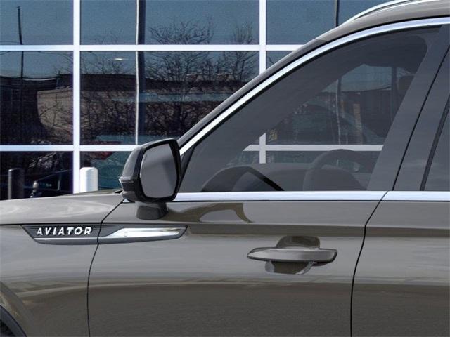 new 2025 Lincoln Aviator car, priced at $55,670