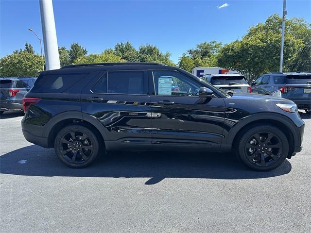 used 2023 Ford Explorer car, priced at $37,920