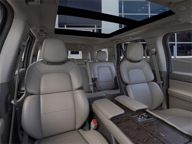 new 2024 Lincoln Navigator car, priced at $97,600