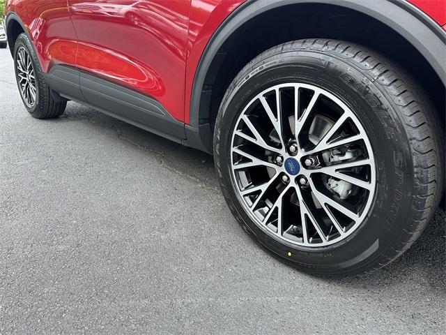 used 2022 Ford Escape PHEV car, priced at $23,500