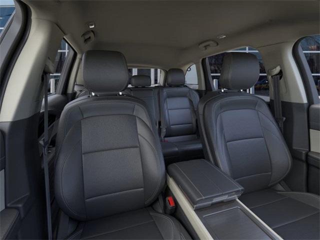 new 2025 Lincoln Nautilus car