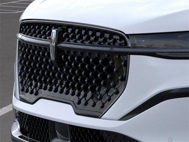 new 2024 Lincoln Nautilus car, priced at $50,224