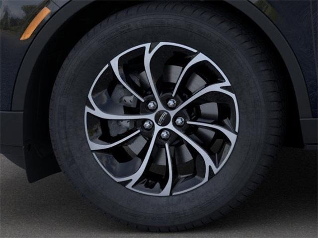 new 2025 Lincoln Nautilus car, priced at $51,304