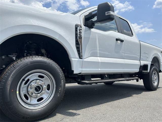 new 2023 Ford F-250 car, priced at $52,363