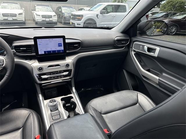 used 2022 Ford Explorer car, priced at $31,900