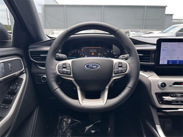 used 2022 Ford Explorer car, priced at $31,900