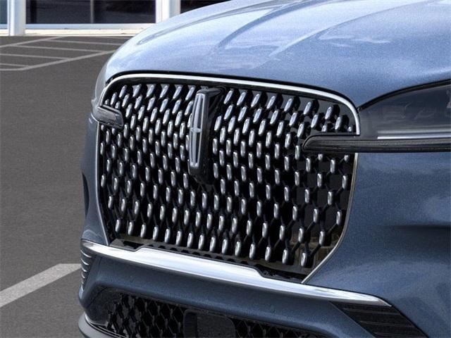 new 2025 Lincoln Aviator car, priced at $70,392