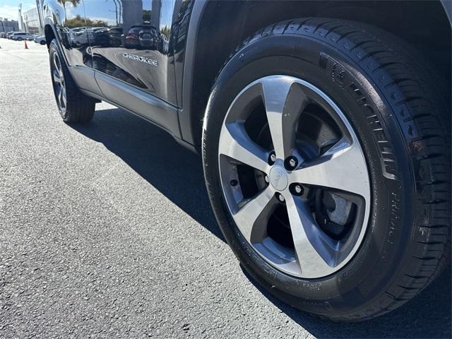 used 2019 Jeep Cherokee car, priced at $20,500