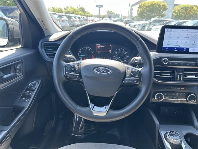 used 2022 Ford Escape car, priced at $22,113