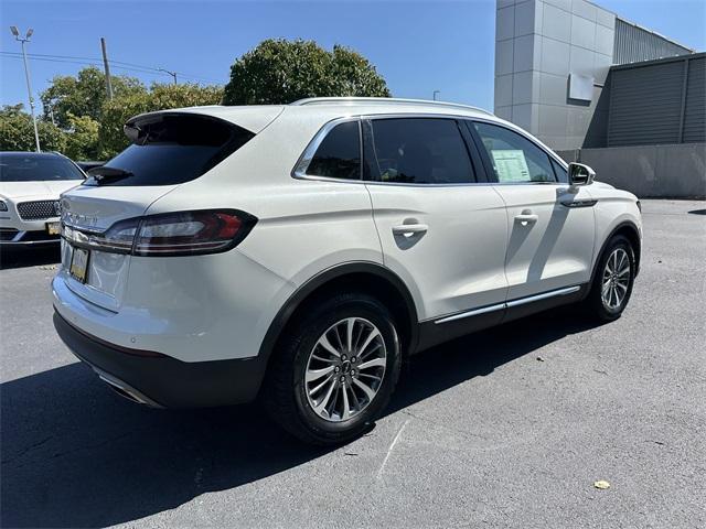used 2022 Lincoln Nautilus car, priced at $29,300