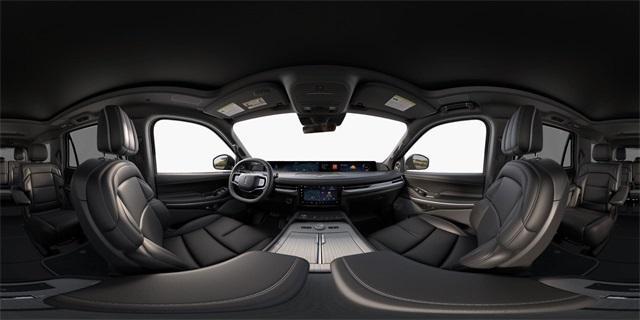 new 2025 Lincoln Navigator car, priced at $106,440