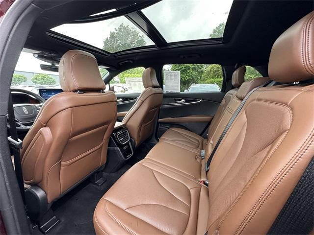 used 2022 Lincoln Nautilus car, priced at $36,200