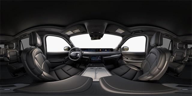 new 2025 Lincoln Navigator car, priced at $105,235