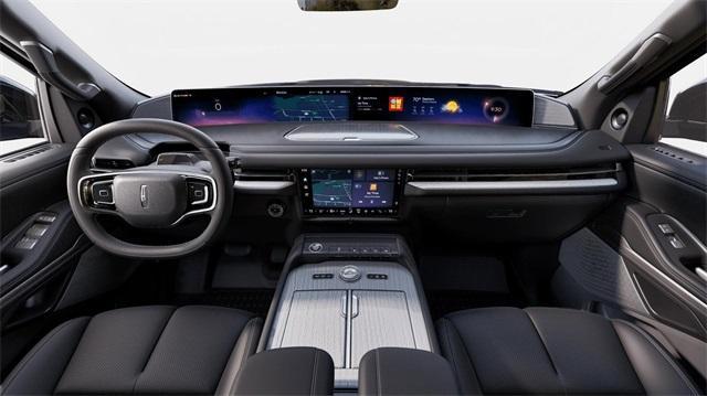 new 2025 Lincoln Navigator car, priced at $105,235
